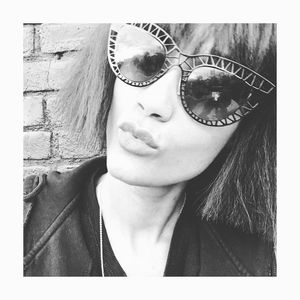 Meet your Posher, Shaneika